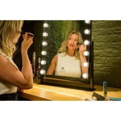 United Entertainment Hollywood Spiegel Met 18 LEDs - Zwart -Woonmeubelwinkel 1000072655 0103